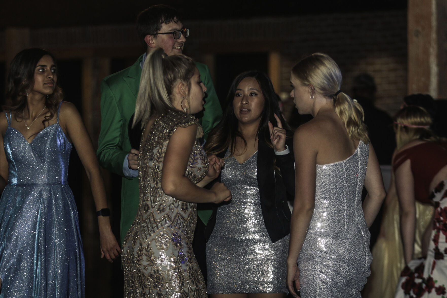 PHOTOS: Weborg 21 Centre Prom